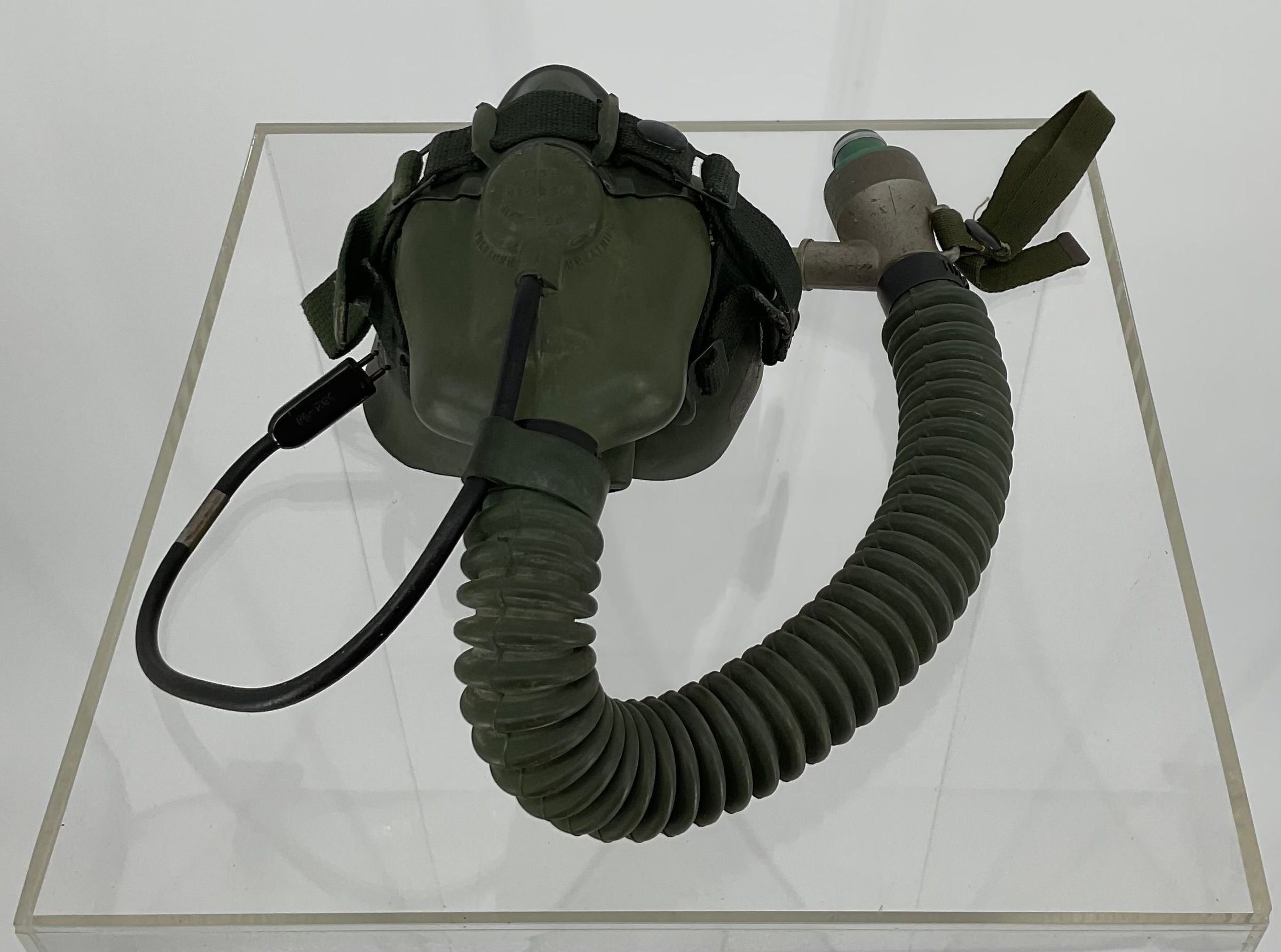 Primary Image of Aviator Oxygen Mask of Arnold McKechnie, Sr.
