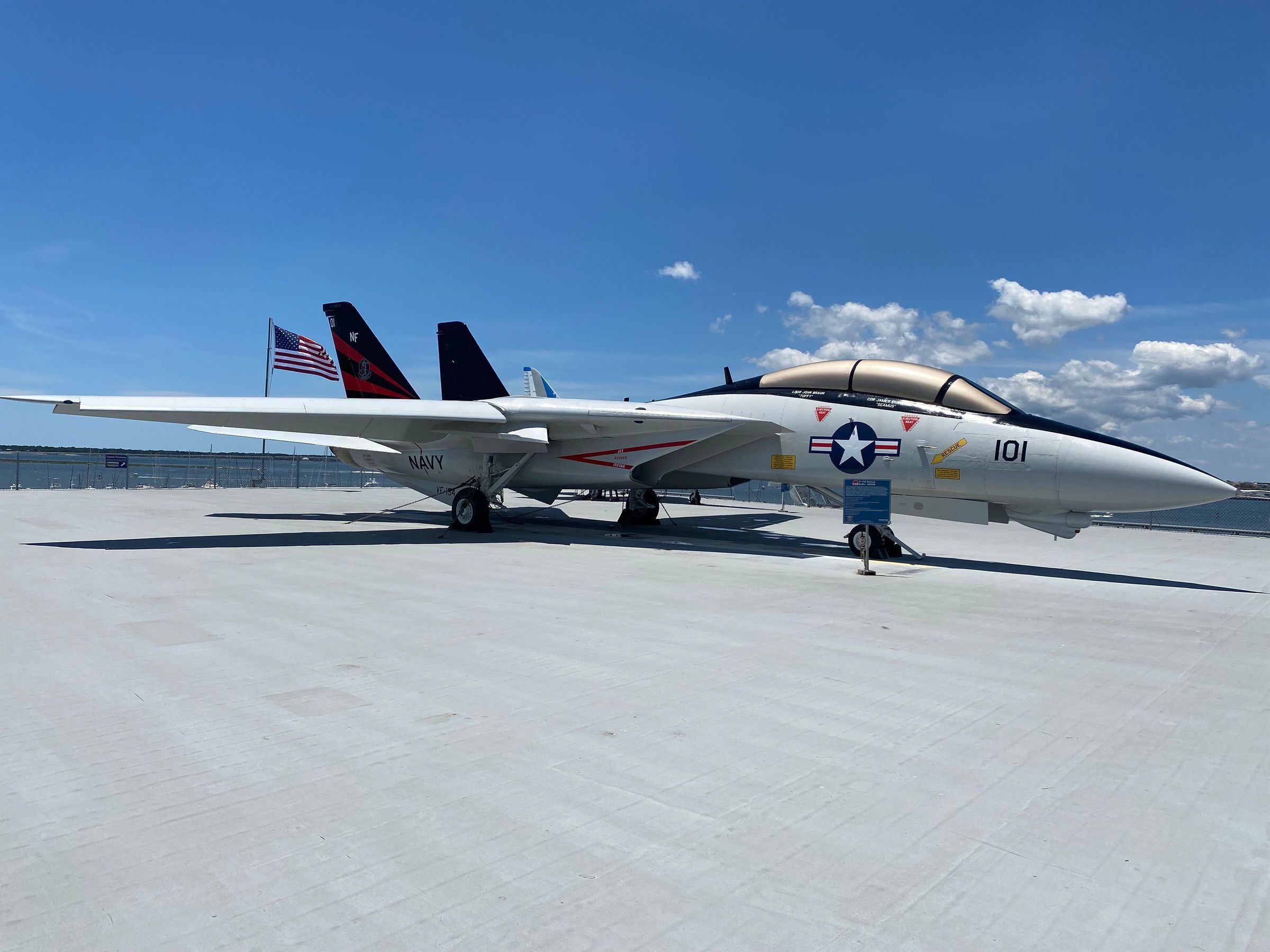 Primary Image of F-14A Tomcat