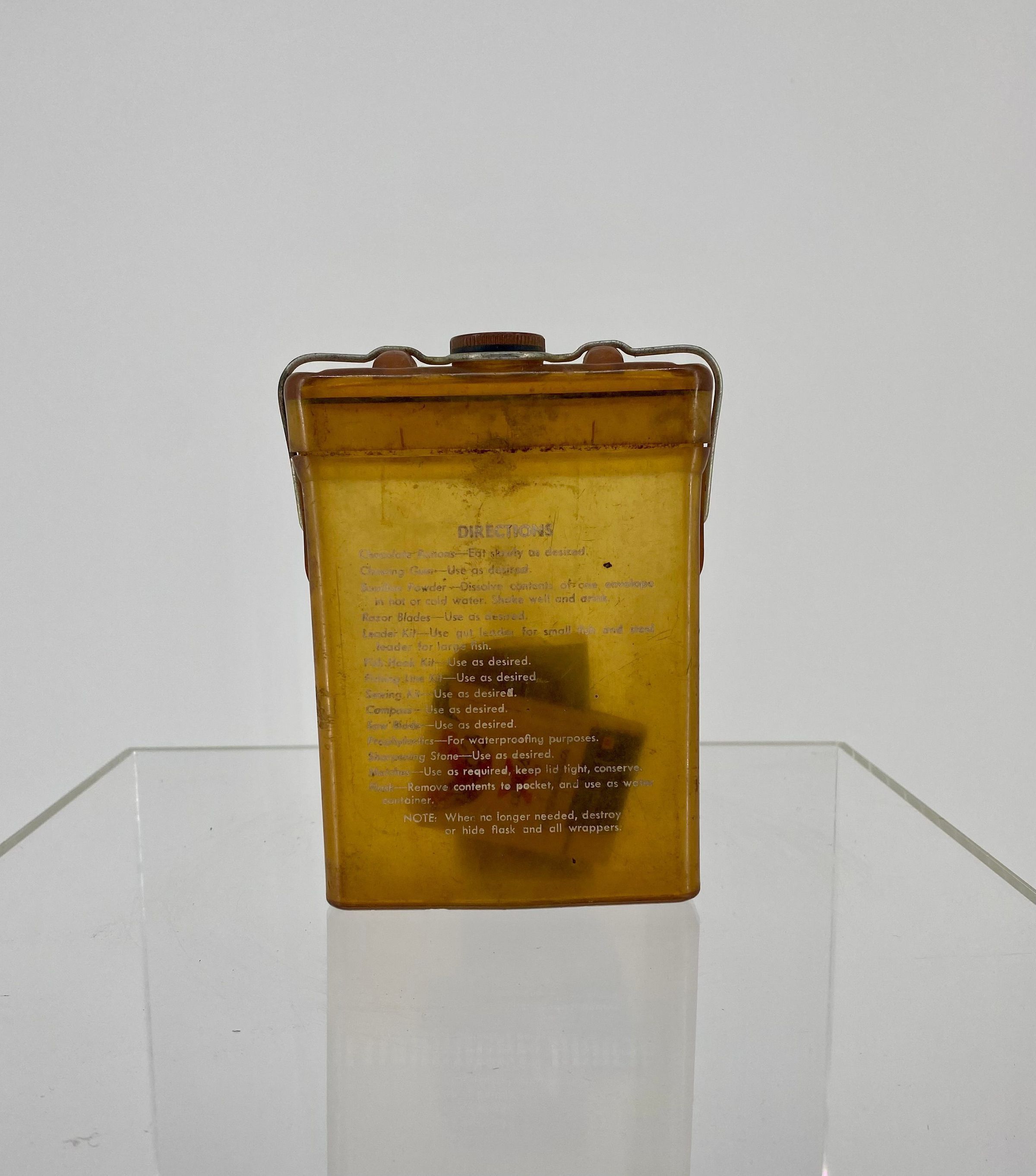 Primary Image of World War II Survival at Sea Kit