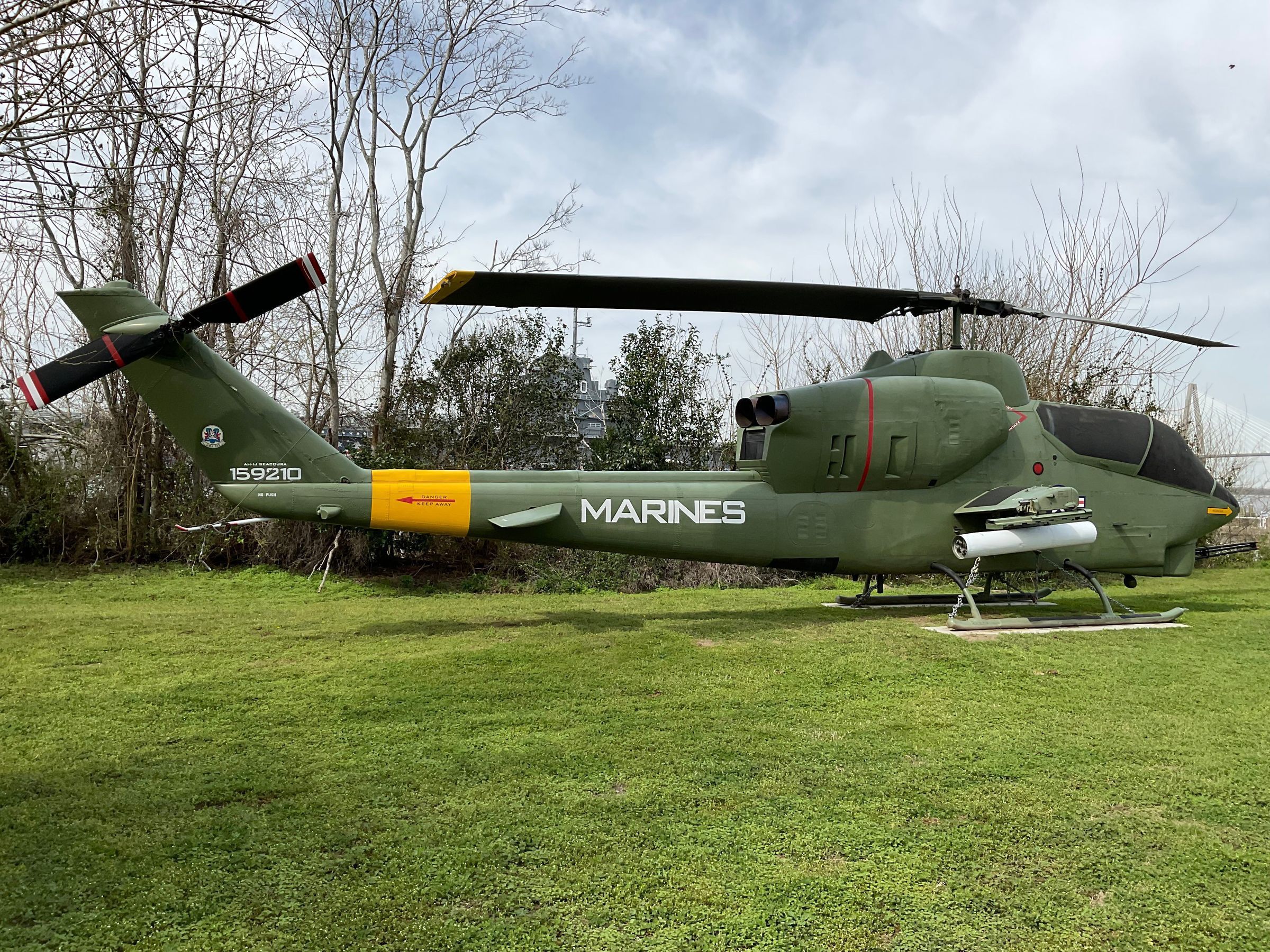 Primary Image of AH-1J Sea Cobra