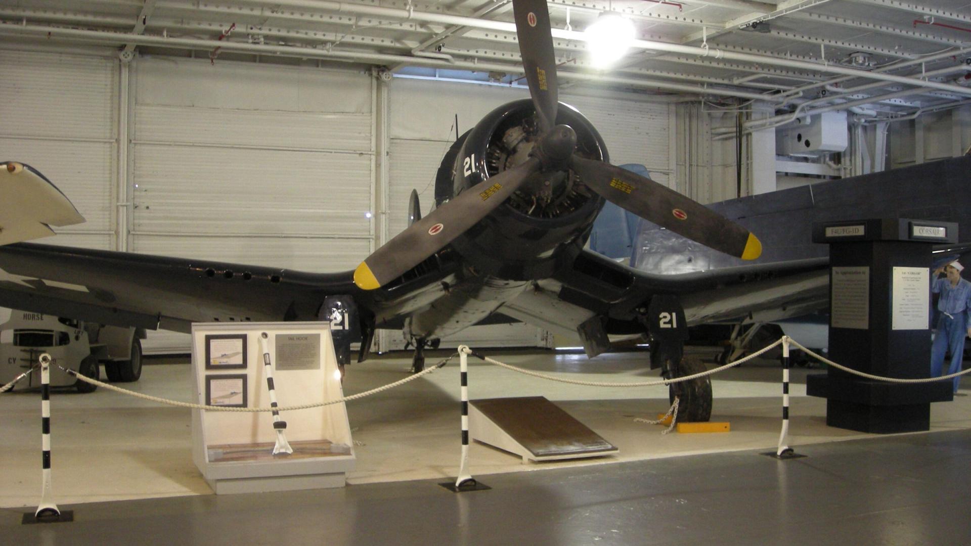 Primary Image of FG-1D Corsair