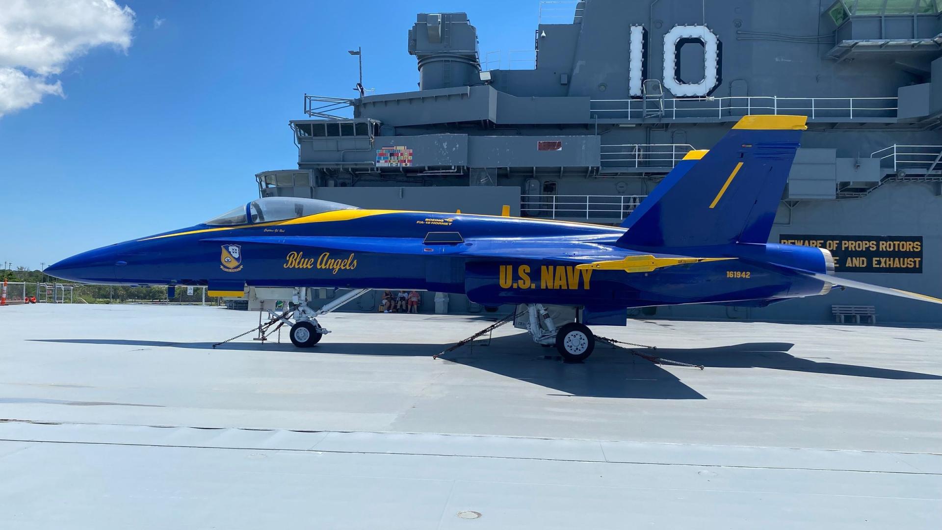 Primary image for the On The Move: The Aircraft and Vehicles of Patriots Point Collection