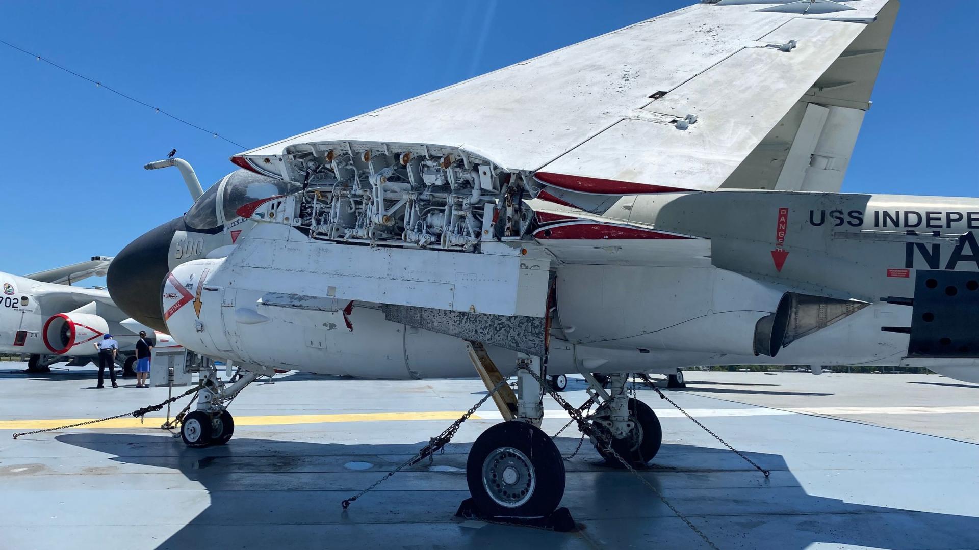 Alternative Image of A-6E Intruder