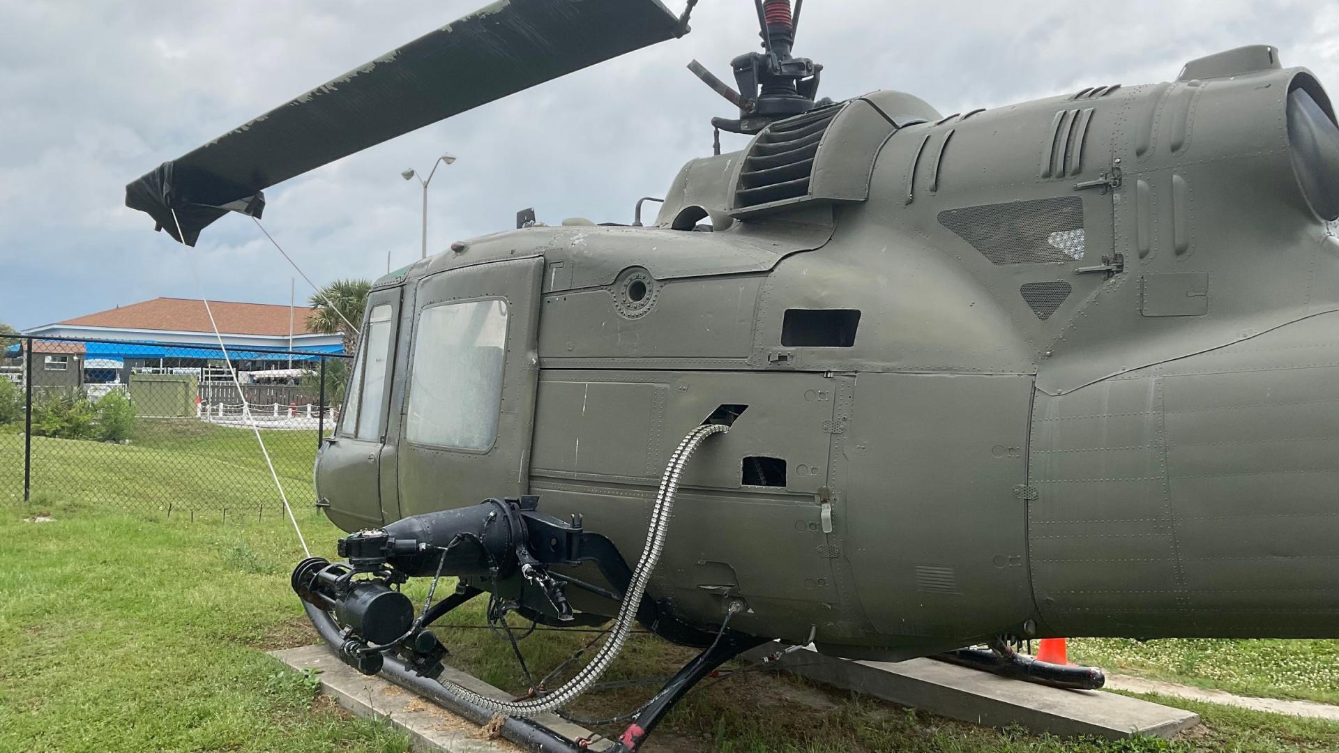 Alternative Image of UH-1M Iroquois "Huey"