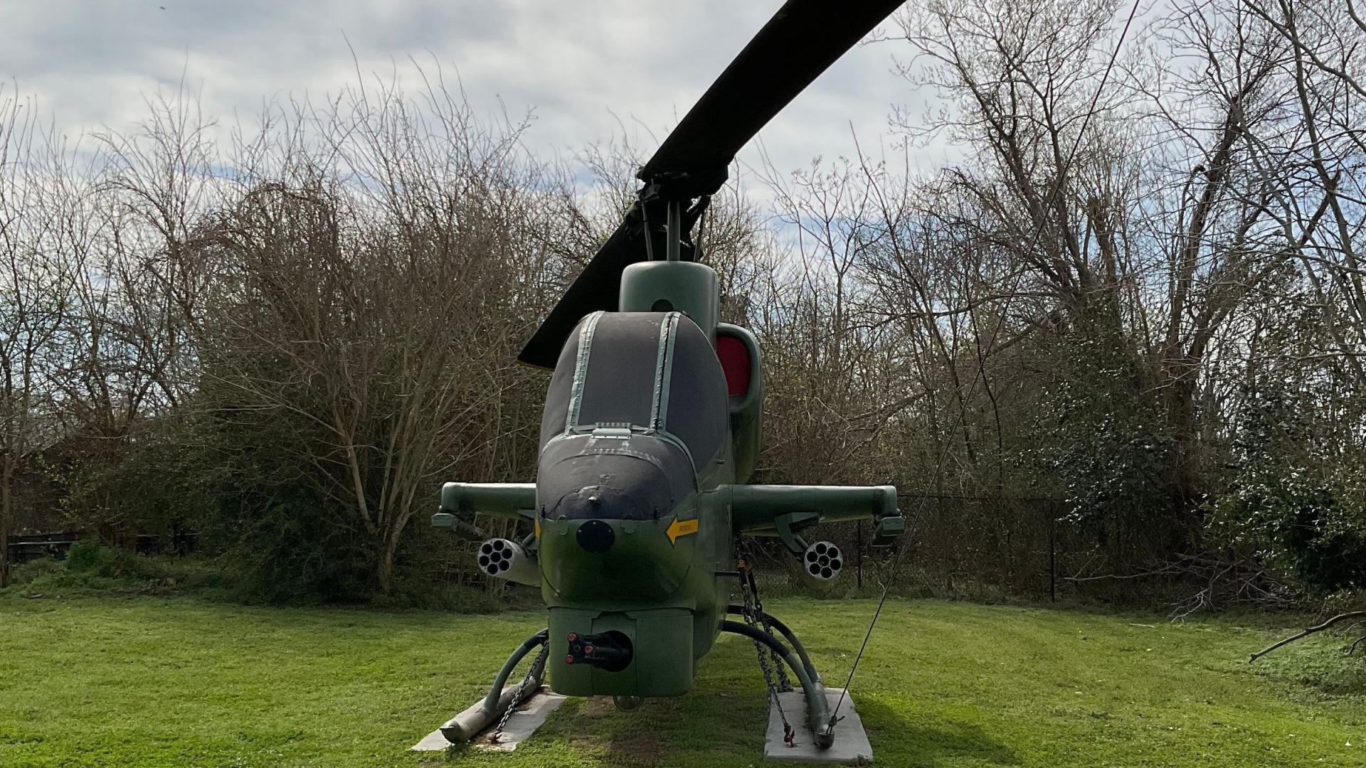 Alternative Image of AH-1J Sea Cobra