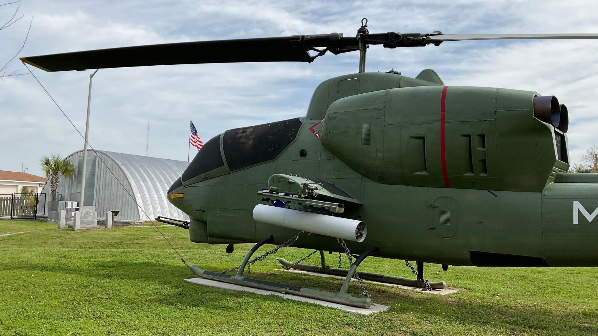 Alternative Image of AH-1J Sea Cobra