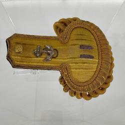 Alternative Image of Epaulette of Frederick Becton