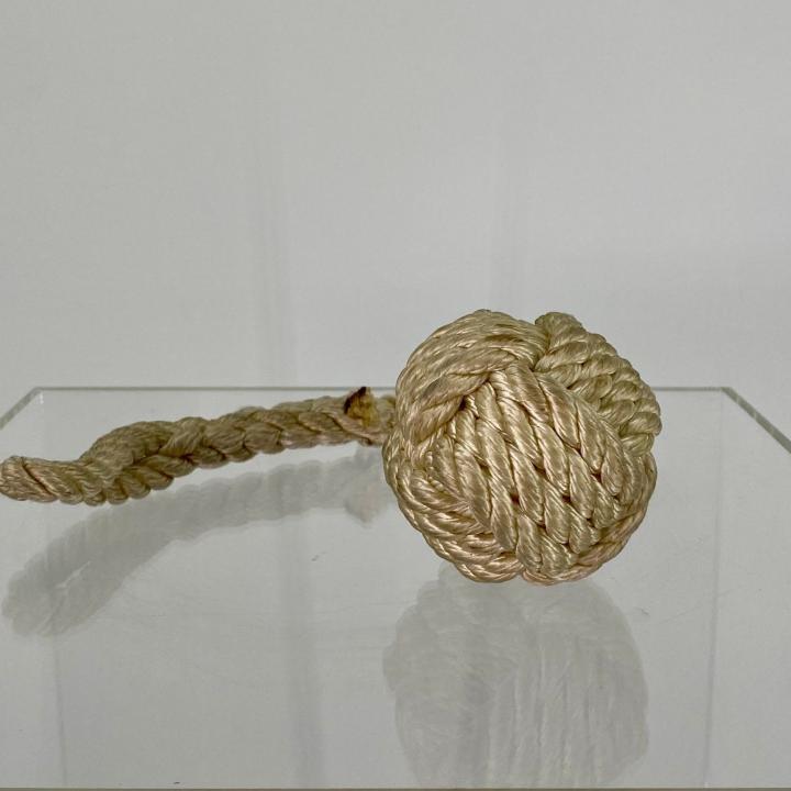 Primary Image of Monkey's Fist Knot