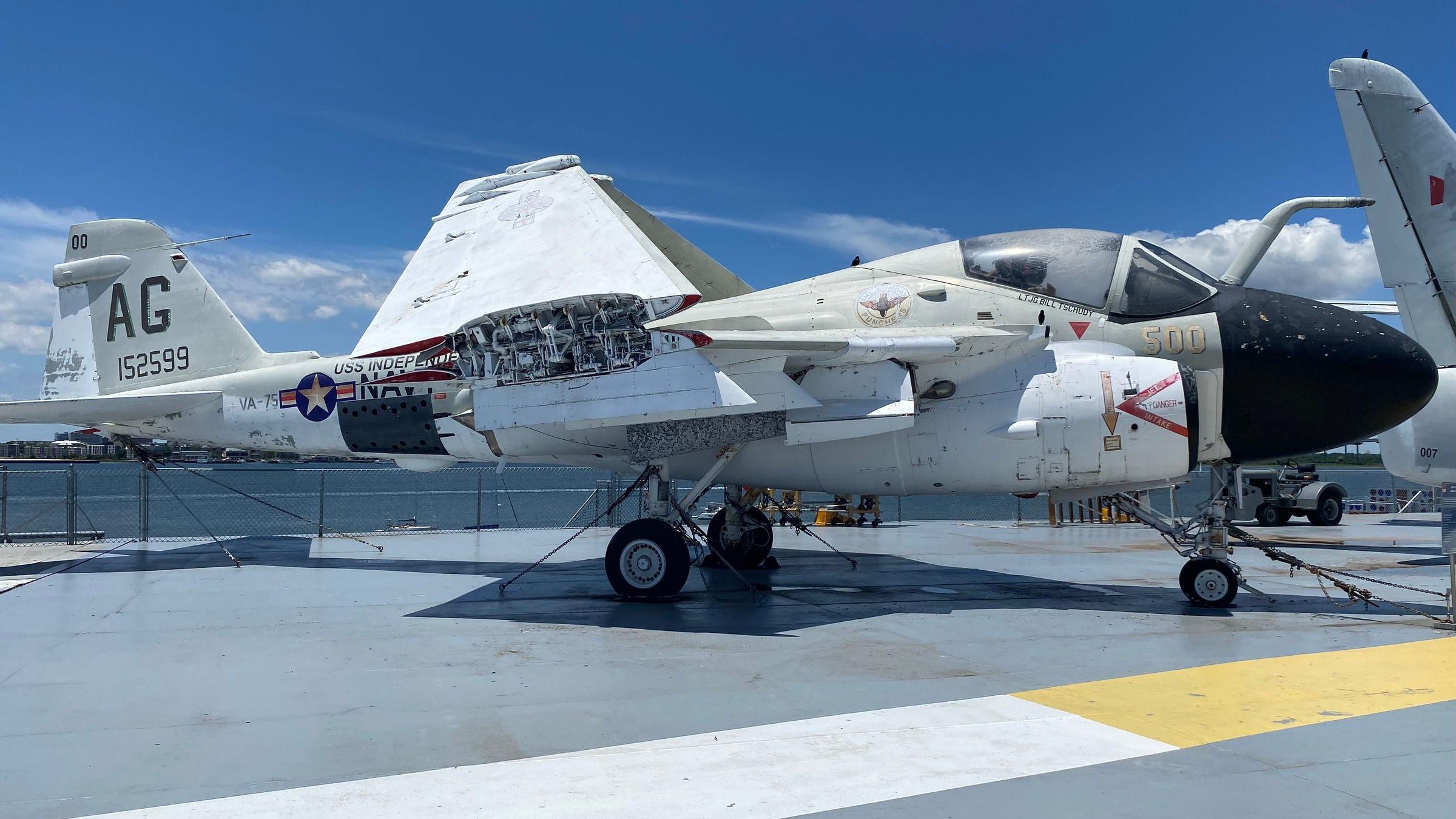 Primary Image of A-6E Intruder